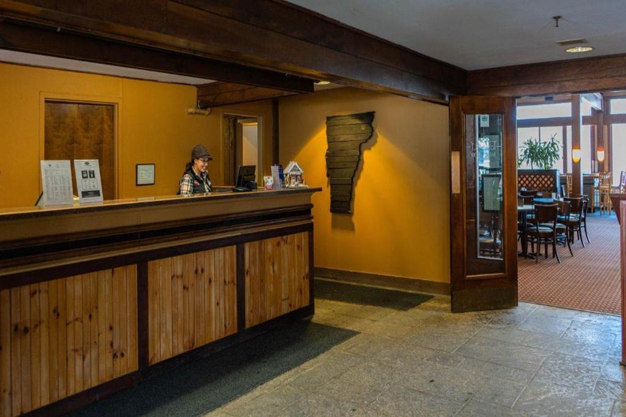 The Black Bear Lodge At Stratton Mountain Resort Extérieur photo