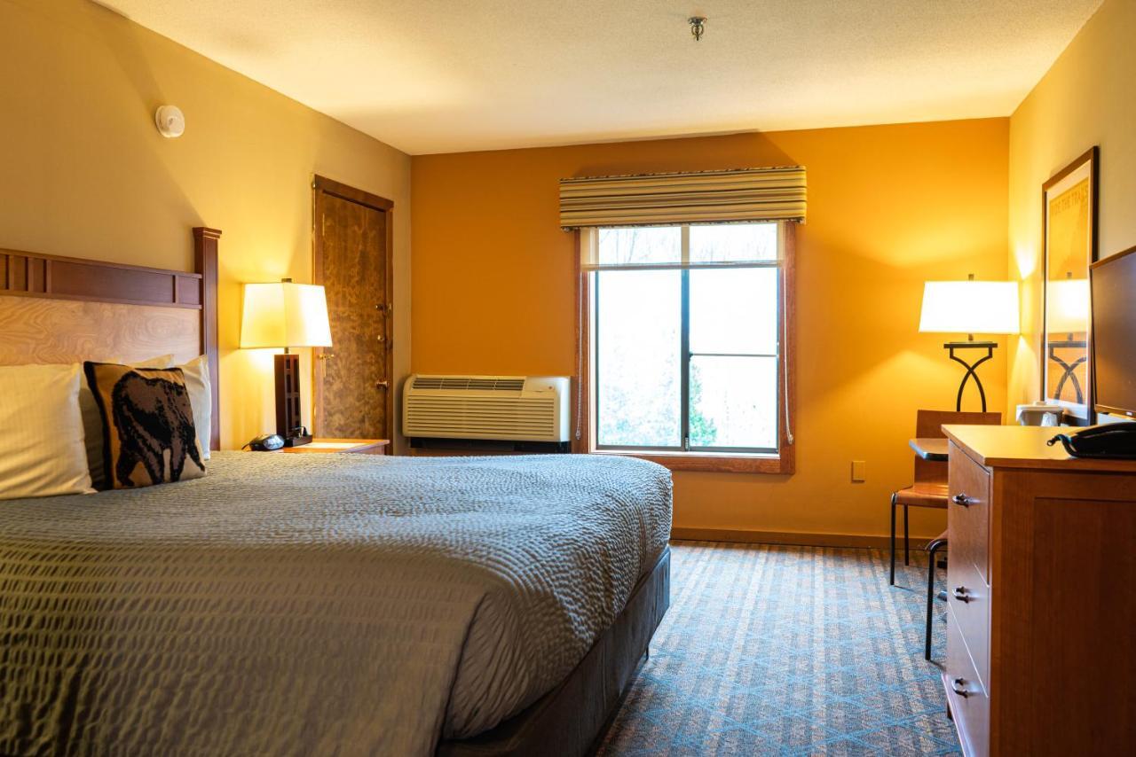 The Black Bear Lodge At Stratton Mountain Resort Extérieur photo